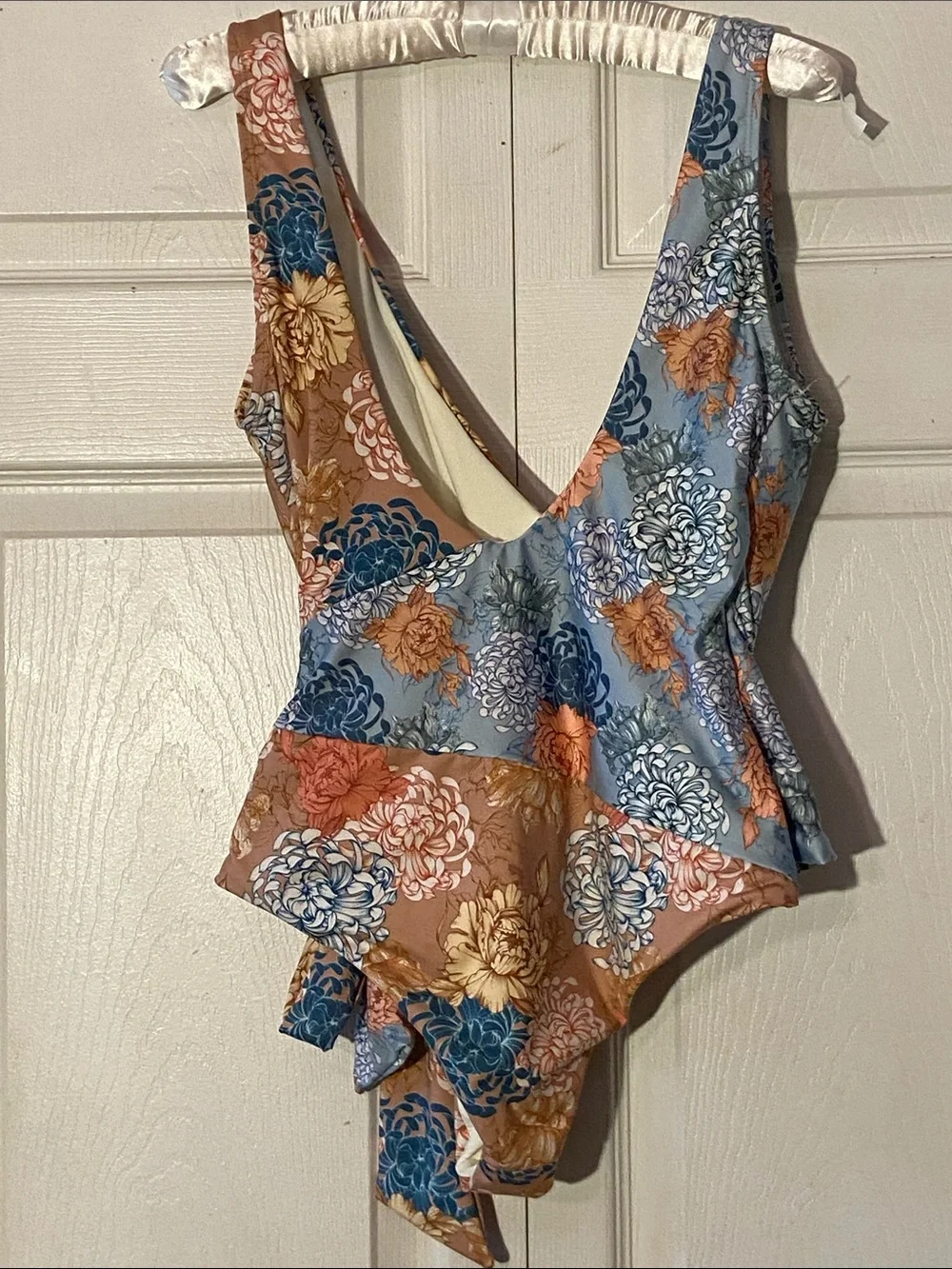 Palmacea Cairel Swim Suit pastel floral pattern wrap  front/side waist tie sz L